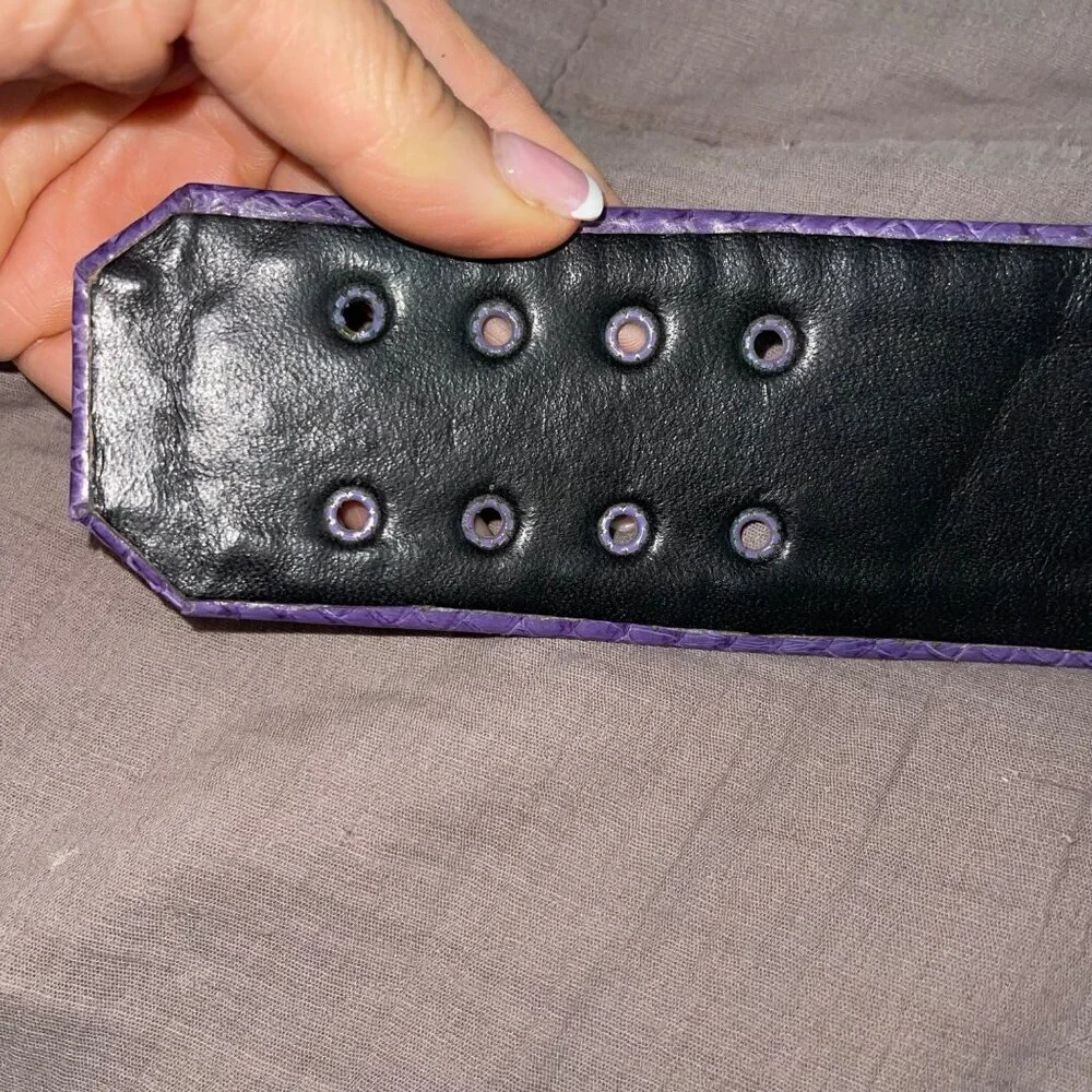Vintage Womens Belt Size Large Purple Snake Skin Statement
